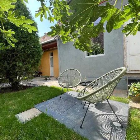 Dulcineea Downtown Garden *